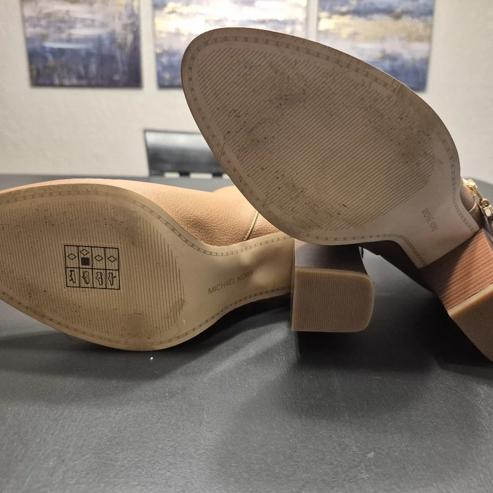 MICHAEL KORS ankle Boots - Picture 8 of 9